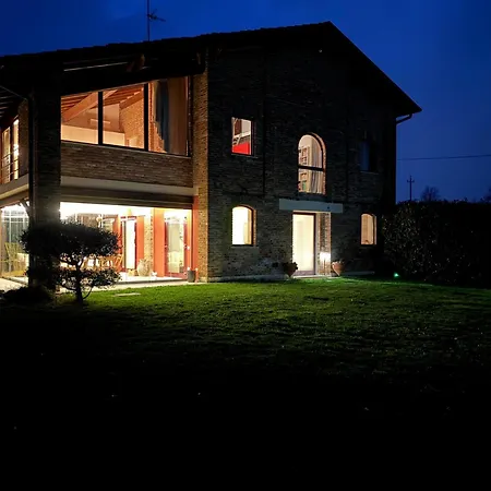 Guesthost - Casa Delle Querce With Pool * Gropparello