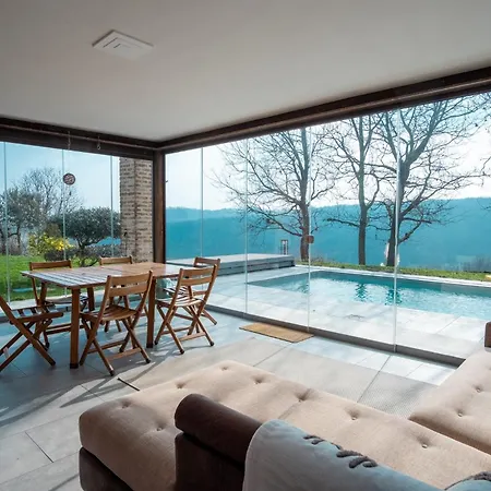 Guesthost - Casa Delle Querce With Pool * Gropparello