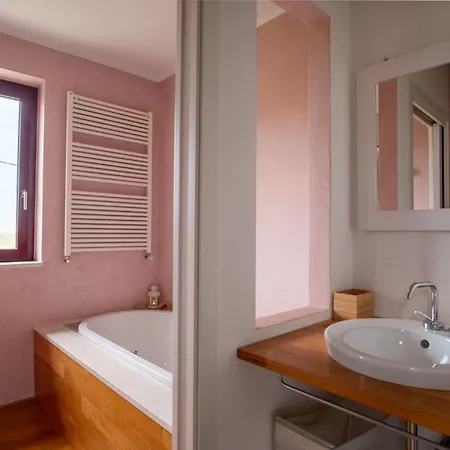 Guesthost - Casa Delle Querce With Pool Villa